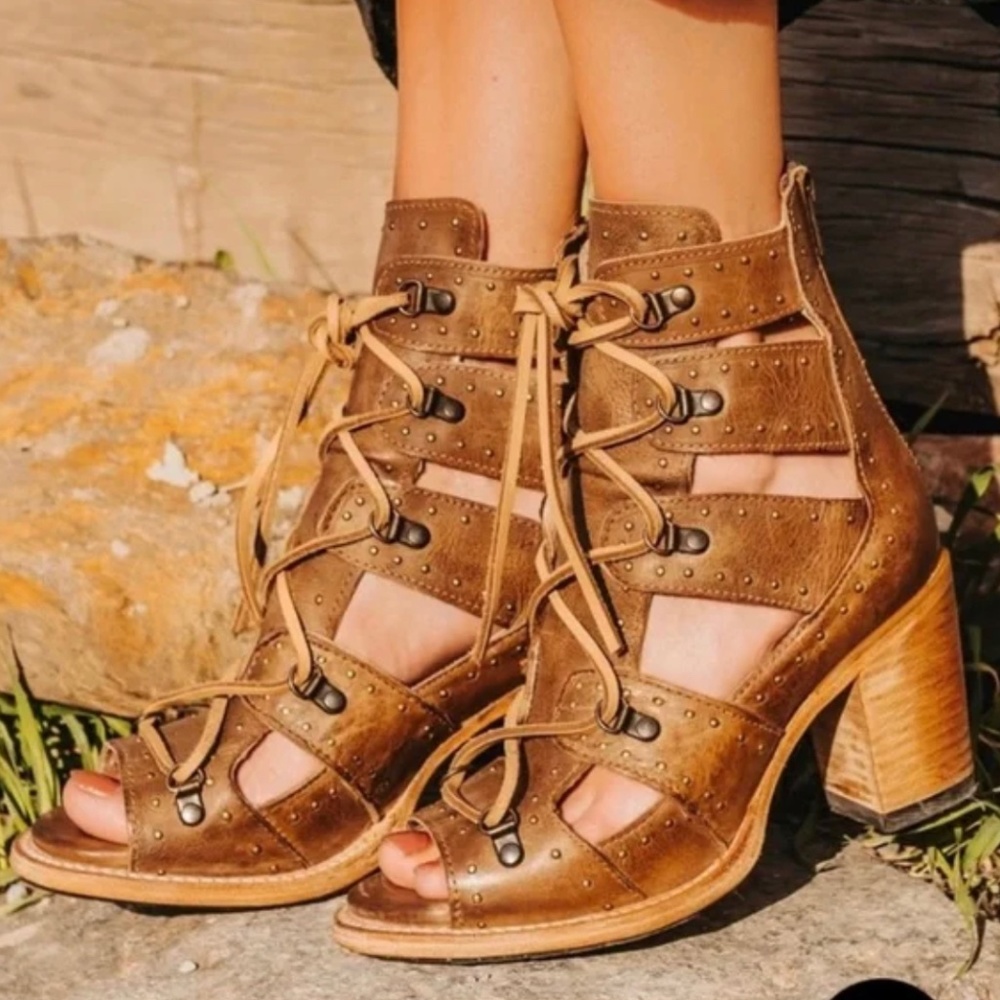Freebird Brandy Sandal